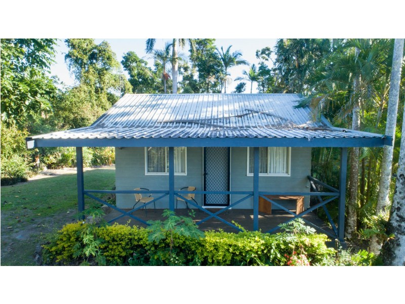 127 Camm Road, Mount Julian QLD 4800