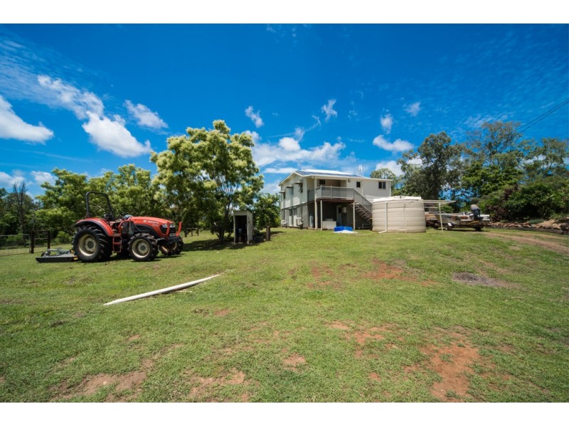 86 Whitsunday Drive, Bloomsbury QLD 4799