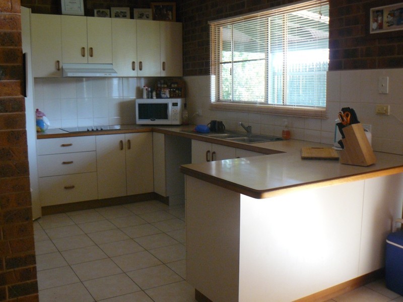 4 Badilla Cres, Proserpine QLD 4800