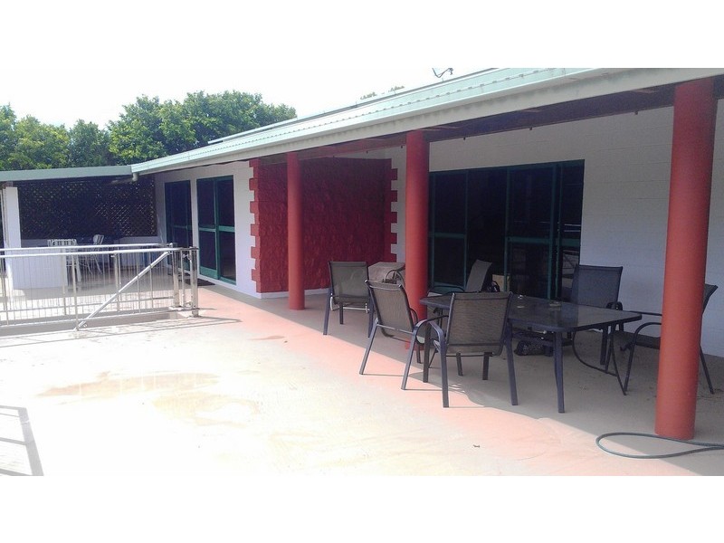8 Olive St, Dingo Beach QLD 4800