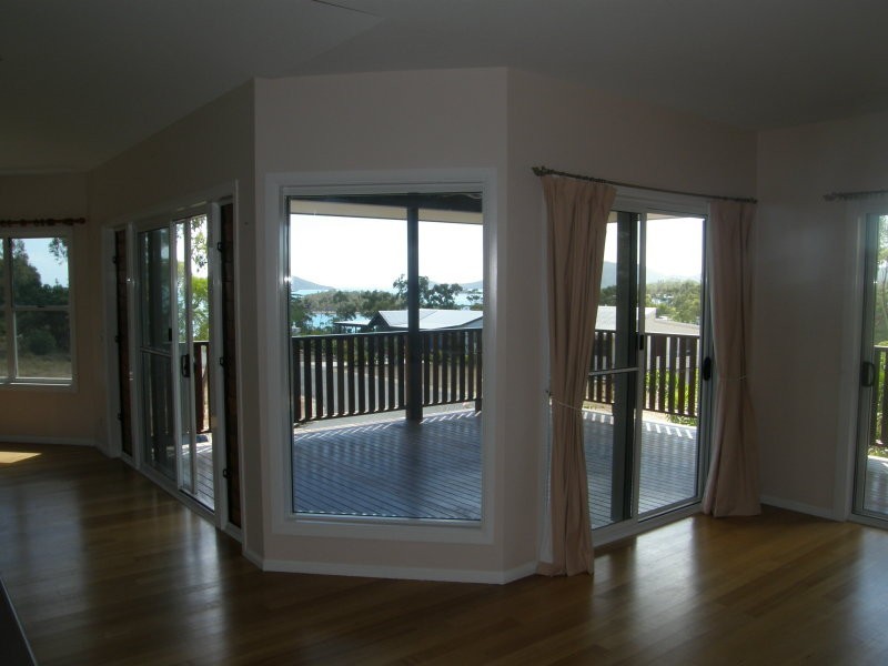 1 Olden Court, Hideaway Bay QLD 4800