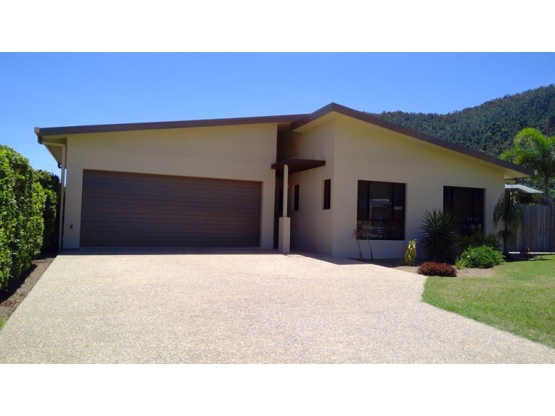 61 Parker Road, Cannonvale QLD 4802