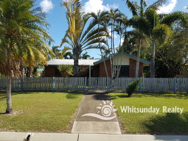 69 Hansen Drive, Proserpine QLD 4800