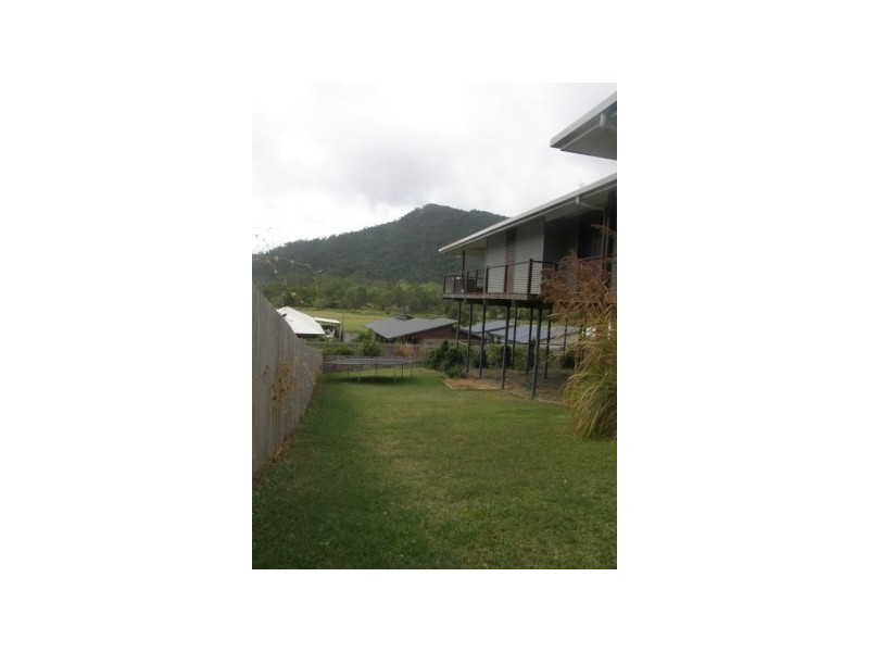 5 Scenic Ridge Drive, Cannonvale QLD 4802