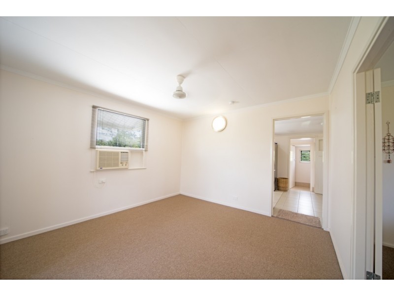 86 Whitsunday Drive, Bloomsbury QLD 4799