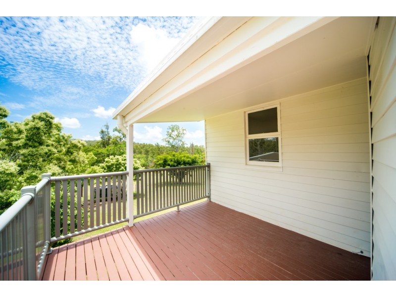 86 Whitsunday Drive, Bloomsbury QLD 4799