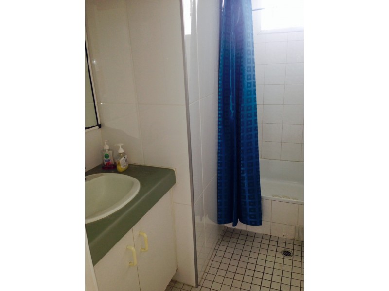 Unit 2 Whitsunday Paradise Apt 3 Eshelby Drive, Cannonvale QLD 4802