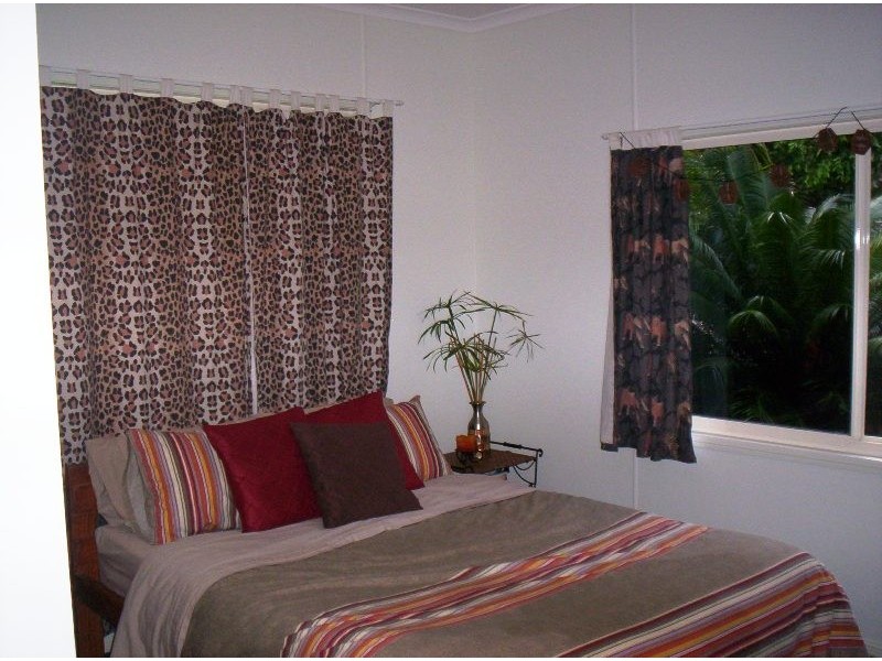 38 Roseric Crescent, Hideaway Bay QLD 4800