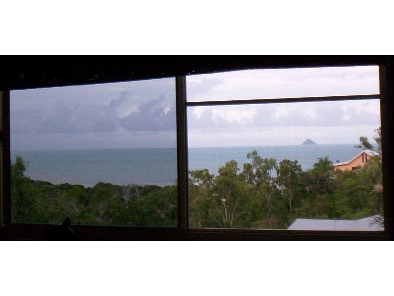 38 Roseric Crescent, Hideaway Bay QLD 4800