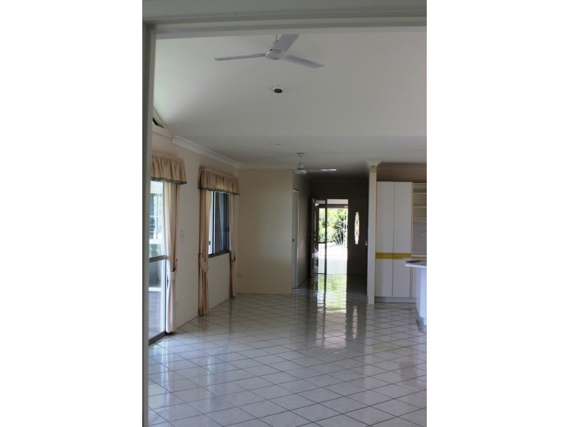 1 Airlie Cres, Airlie Beach QLD 4802