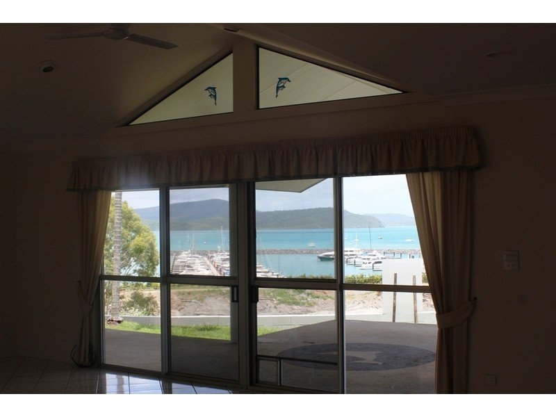1 Airlie Cres, Airlie Beach QLD 4802