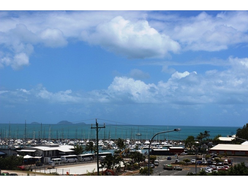 1 Airlie Cres, Airlie Beach QLD 4802