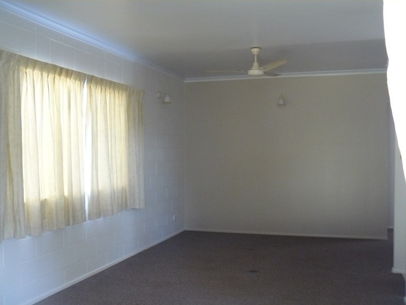 2 / 4 Jasmine Drive, Proserpine QLD 4800