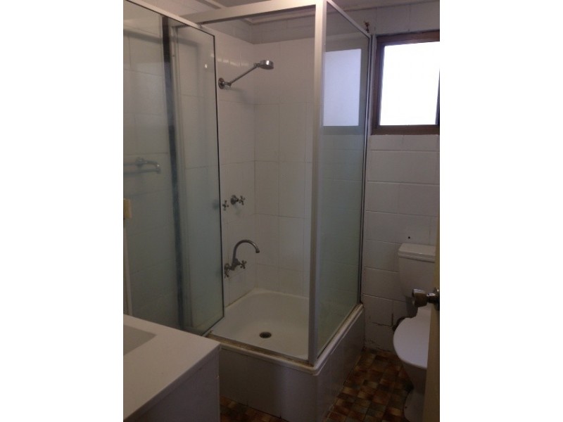 Unit 2 5 Marathon Street, Proserpine QLD 4800