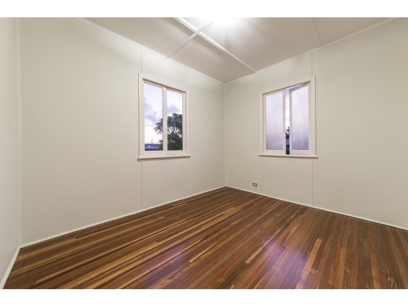 6 Elizabeth Street, Proserpine QLD 4800