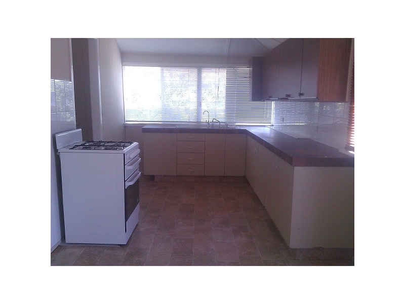 2/ 12588 Bruce Highway, Proserpine QLD 4800