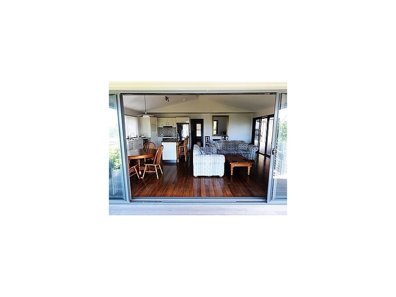 84 Gloucester Avenue, Hideaway Bay QLD 4800