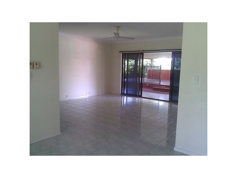 100 Faust, Proserpine QLD 4800