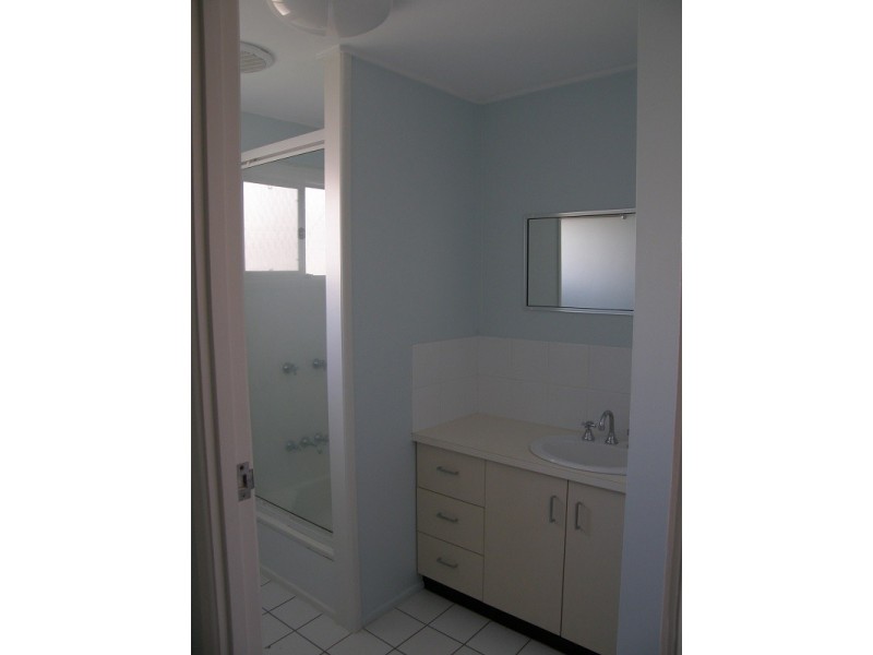 6 Hinschen Street, Proserpine QLD 4800