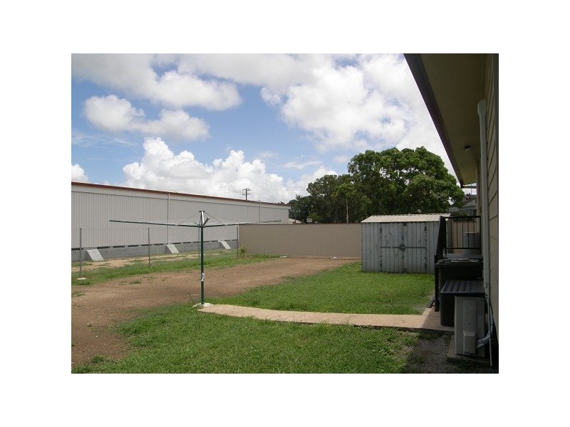 6 Hinschen Street, Proserpine QLD 4800