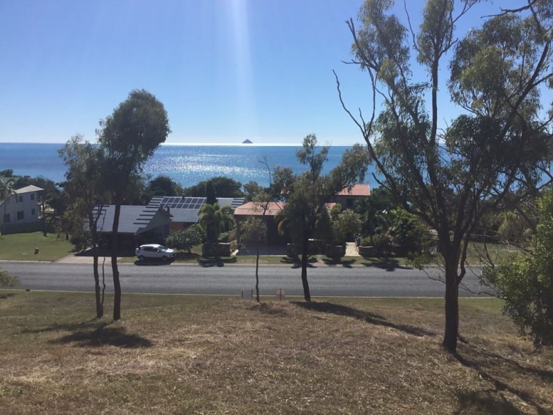 31 Gloucester Avenue, Hideaway Bay QLD 4800