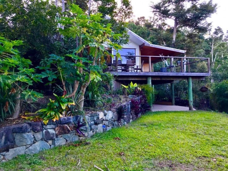 74 MOON CRESCENT, Sugarloaf QLD 4800