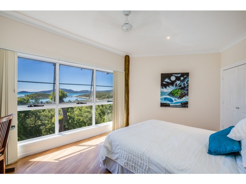 3 Blackcurrent Drive, Hideaway Bay QLD 4800