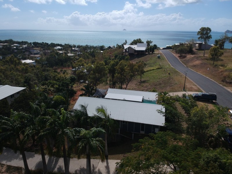 36 ROSERIC CRESCENT, Hideaway Bay QLD 4800