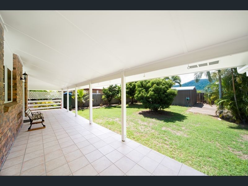 28 Macarthur Drive, Cannonvale QLD 4802