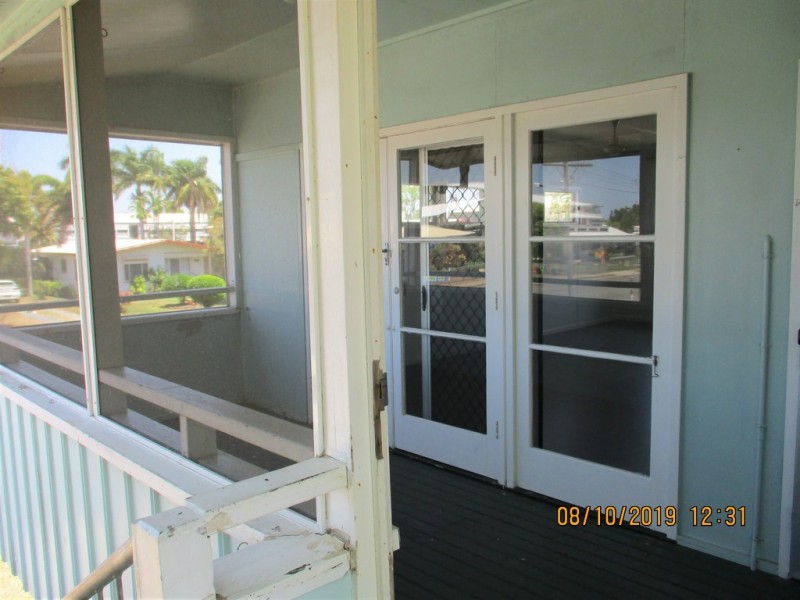 9 Sterry Street, Proserpine QLD 4800