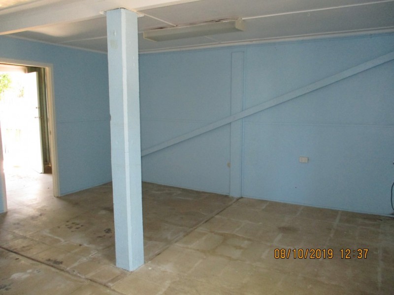 9 Sterry Street, Proserpine QLD 4800