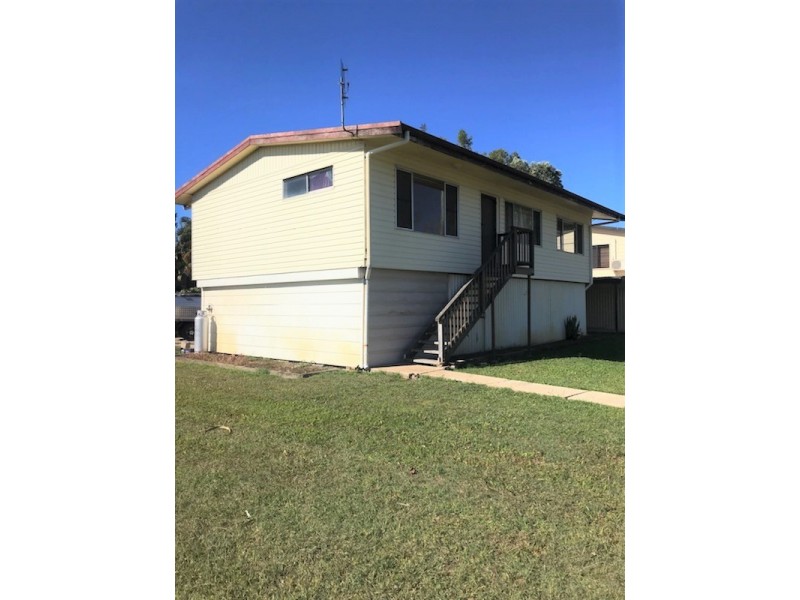 23 Fuller Street, Proserpine QLD 4800