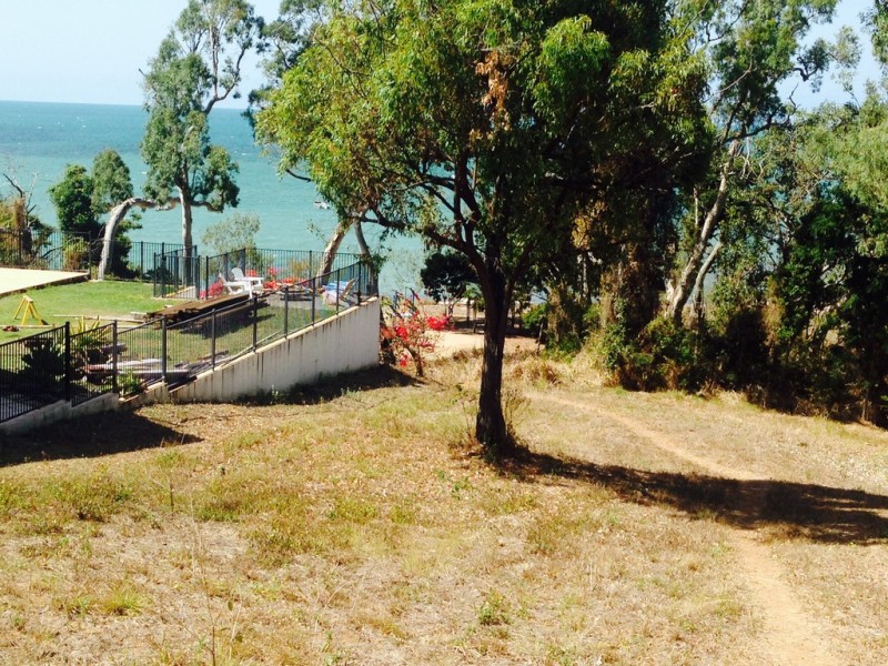 10 Gloucester Avenue, Hideaway Bay QLD 4800