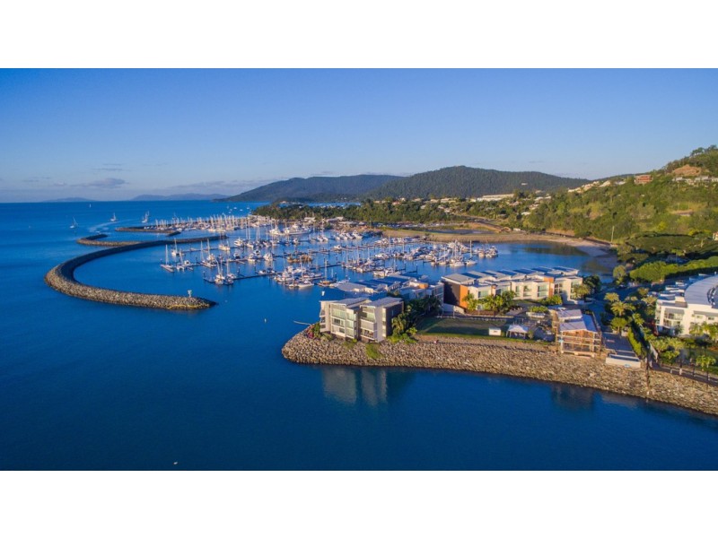 150 Shingley Drive, Cannonvale QLD 4802