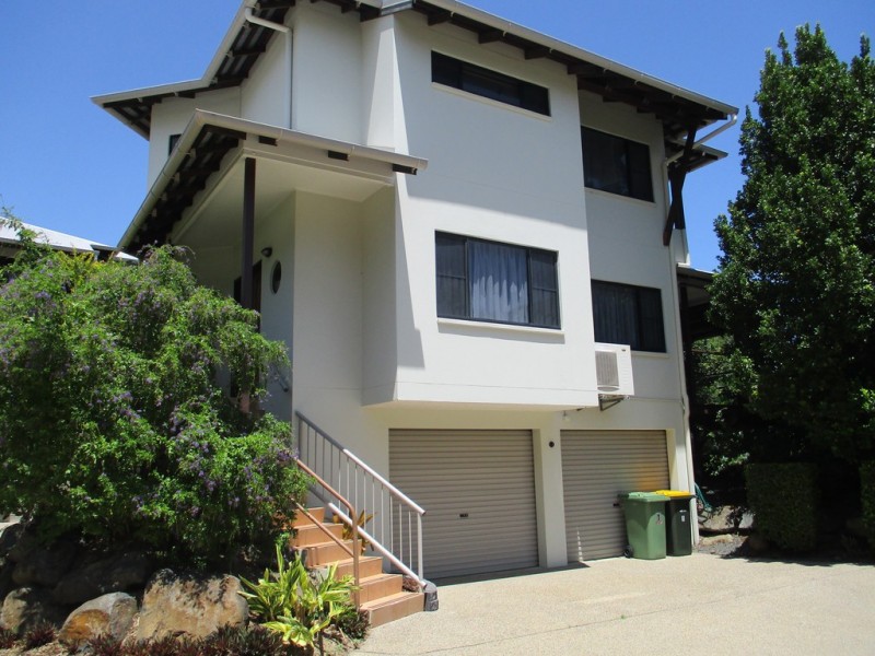 Unit 1 / 14 Altmann Avenue (Tides on Whisper), Cannonvale QLD 4802