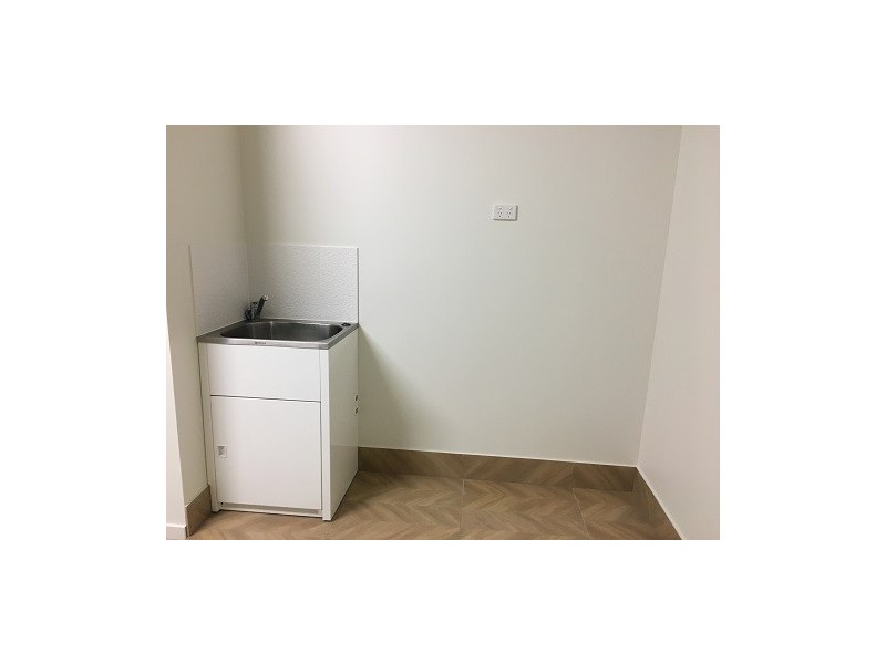 11 Trader Crescent, Cannonvale QLD 4802