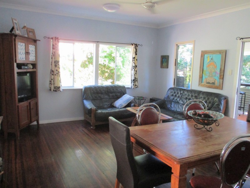 17 / 6 St Martins Road, Cannonvale QLD 4802