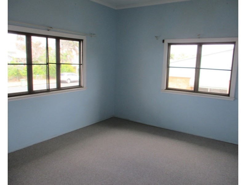 21 Smith Street, Proserpine QLD 4800