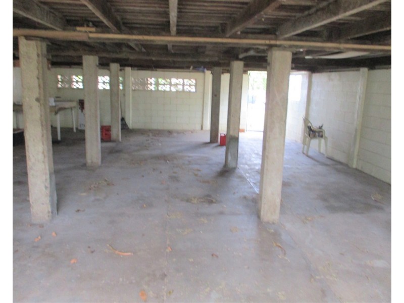 21 Smith Street, Proserpine QLD 4800