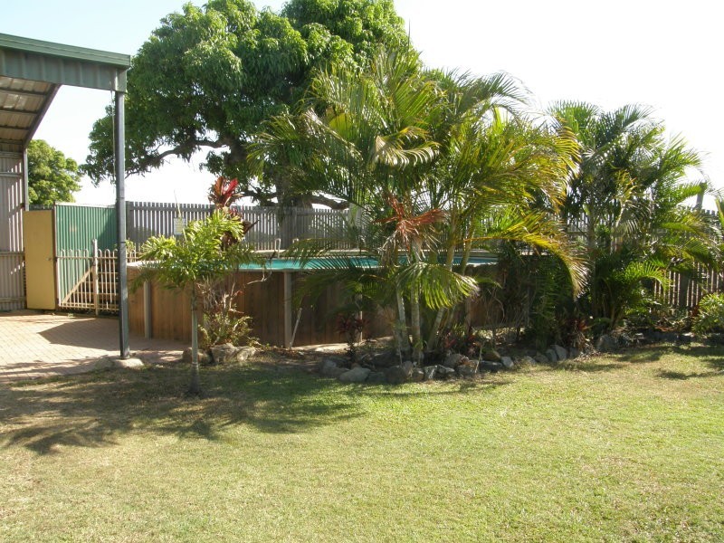 110 Hinschen St, Proserpine QLD 4800
