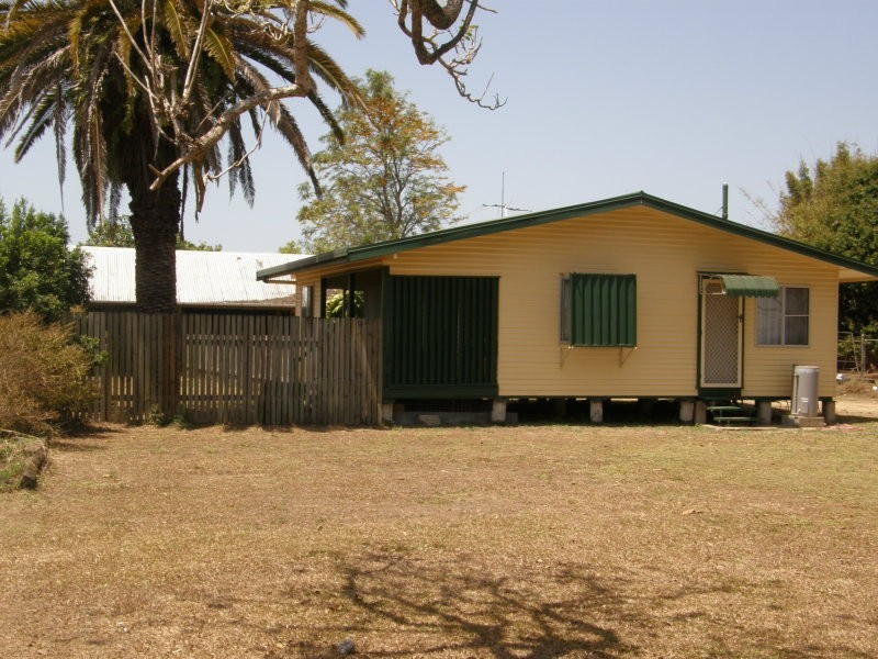 17 Dudley Rd, Proserpine QLD 4800