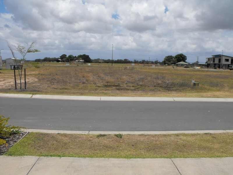 19 (Lot 76) Honey Myrtle St, Whitsunday Gardens, Proserpine QLD 4800