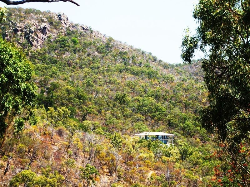 16 Olden Court, Hideaway Bay QLD 4800