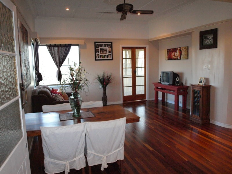 24 Robert Street, Proserpine QLD 4800