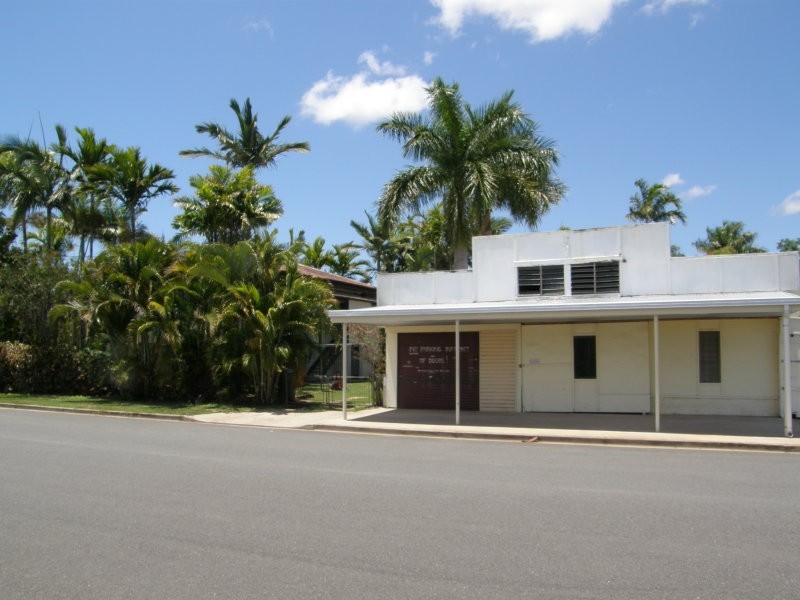 24 Robert Street, Proserpine QLD 4800