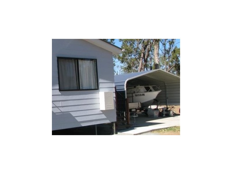 1 Dawson St, Middlemount QLD 4746