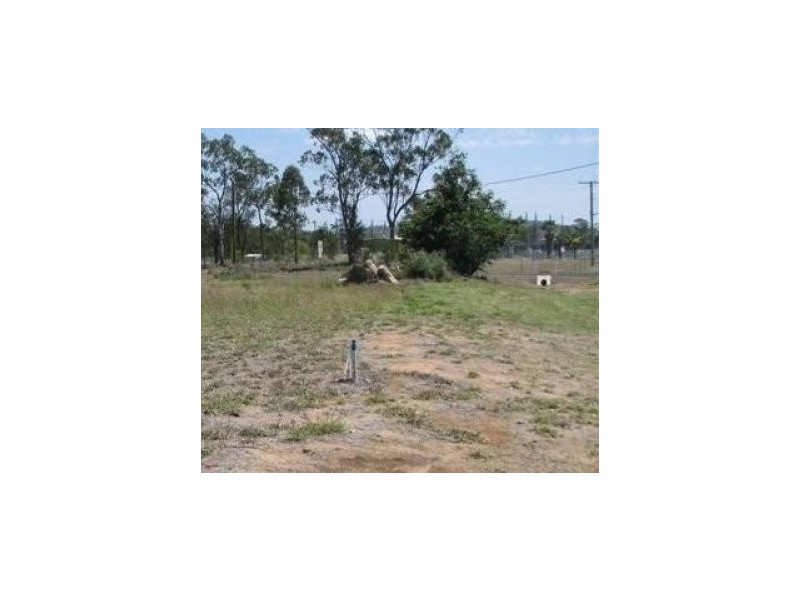 5 Dawson St, Middlemount QLD 4746