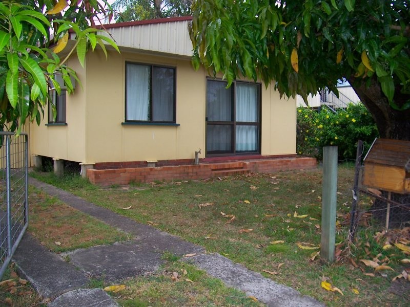 13 Pepper St, Proserpine QLD 4800