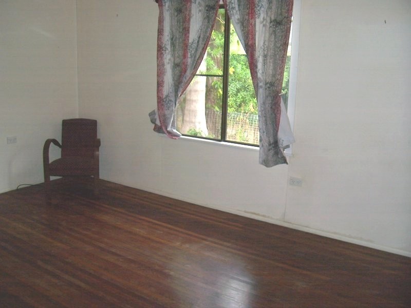 13 Pepper St, Proserpine QLD 4800