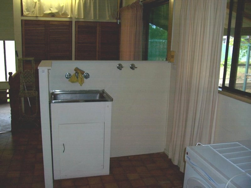 13 Pepper St, Proserpine QLD 4800